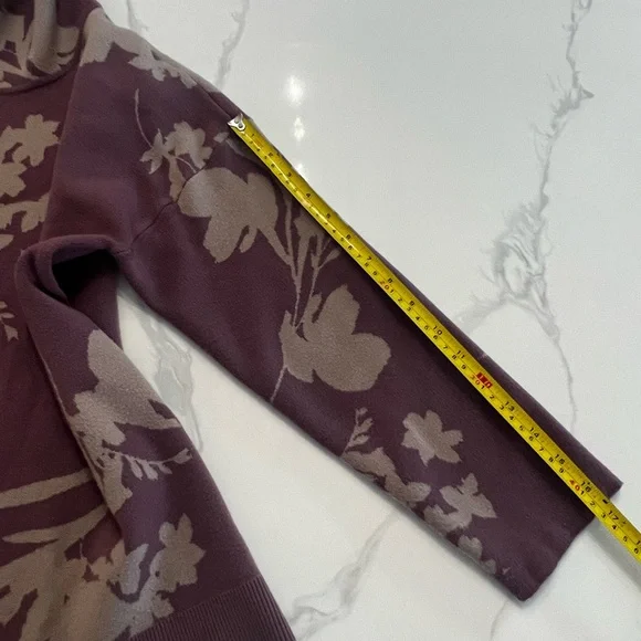LIZ CLAIBORNE lavender floral pullover crewneck size xl - Picture 7 of 10